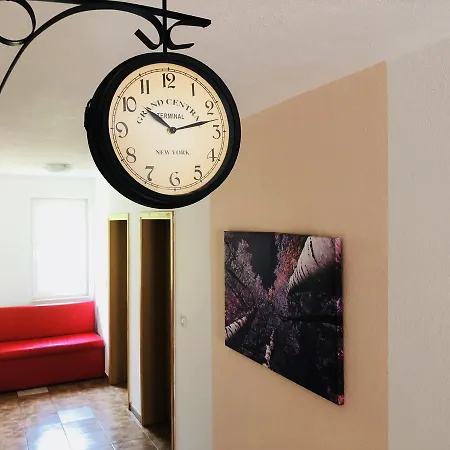 Polonia מוטל מוסטר