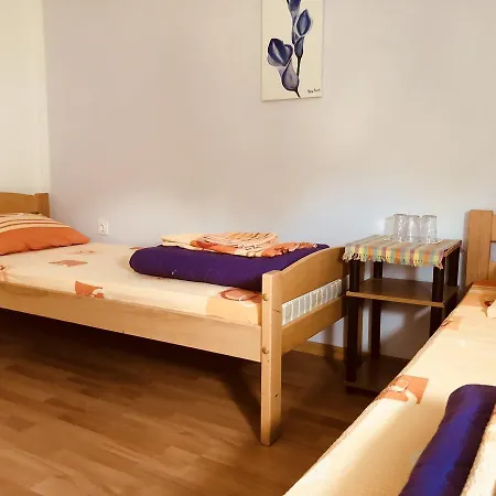 Polonia * מוסטר