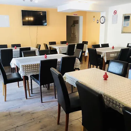 מוטל Polonia מוסטר